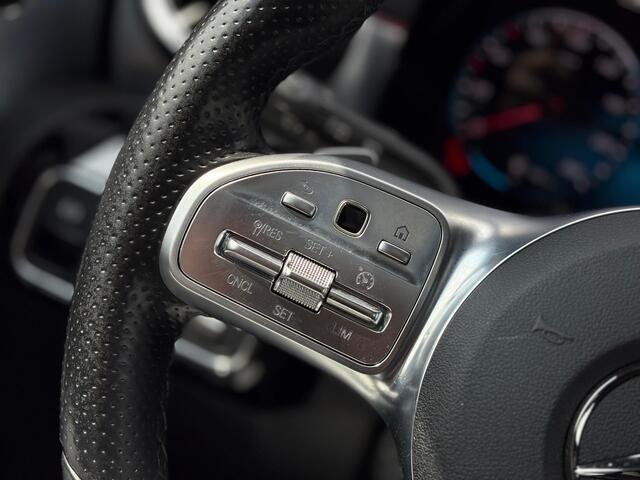 Mercedes-Benz A-KLASSE 250e AMG Line - Pano - Camera - Nightpakket - Widescreen - Stoelverwarming - Navi - Rijklaar