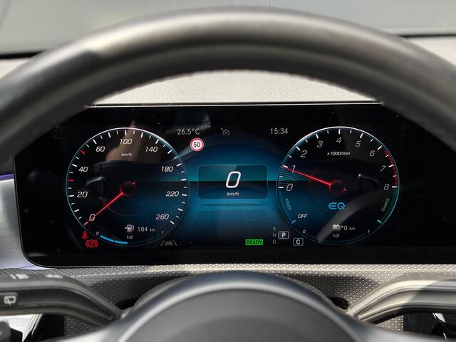 Mercedes-Benz A-KLASSE 250e AMG Line - Pano - Camera - Nightpakket - Widescreen - Stoelverwarming - Navi - Rijklaar