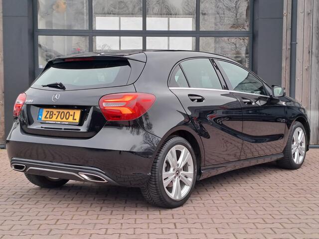 Mercedes-Benz A-KLASSE 180 Business Solution AMG | Automaat | LED | LMV | Camera | All-season |