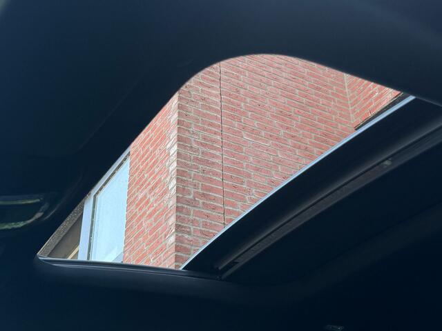 Mercedes-Benz A-KLASSE 180 Automaat Premium+ AMG Pano/schuifdak Camera 19''
