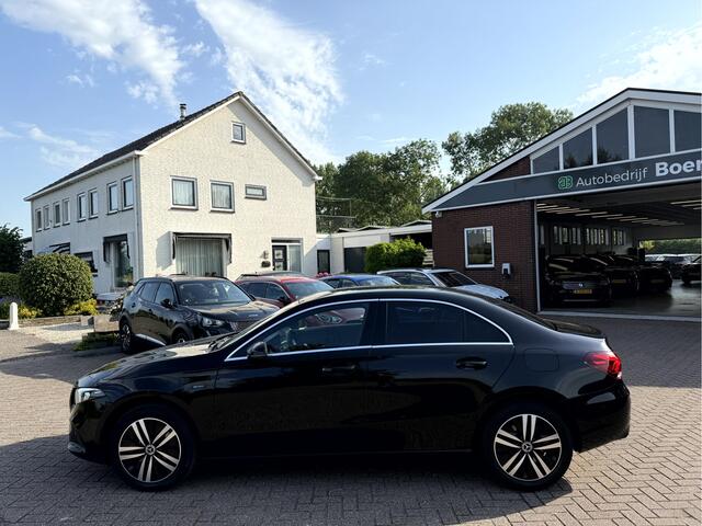 Mercedes-Benz A-KLASSE 250 e Business Solution Luxury Limited Widescreen, High-performance LED, Camera