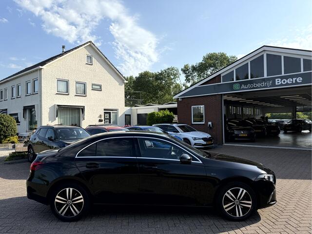 Mercedes-Benz A-KLASSE 250 e Business Solution Luxury Limited Widescreen, High-performance LED, Camera