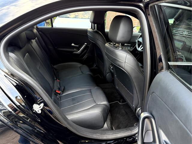 Mercedes-Benz A-KLASSE 250 e Business Solution Luxury Limited Widescreen, High-performance LED, Camera