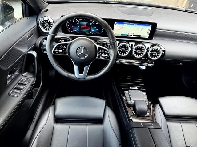 Mercedes-Benz A-KLASSE 250 e Business Solution Luxury Limited Widescreen, High-performance LED, Camera