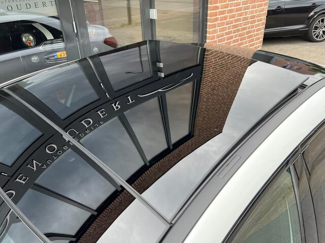 Mercedes-Benz A-KLASSE A 200 Solution AMG AUT / PANO / WIDESCREEN