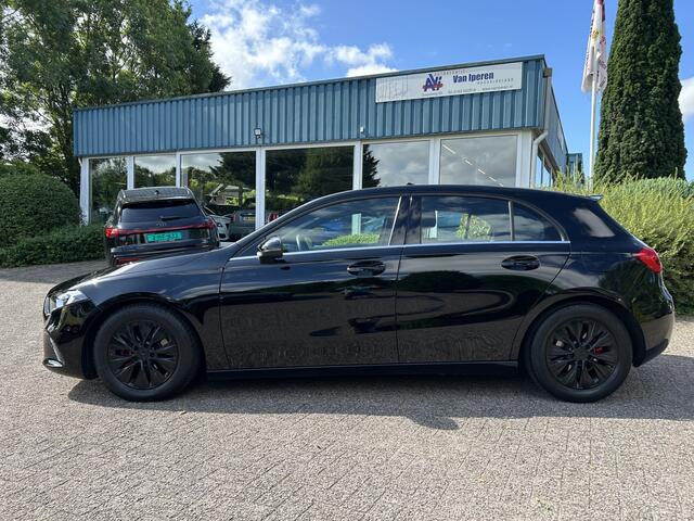 Mercedes-Benz A-KLASSE 180 Business Solution