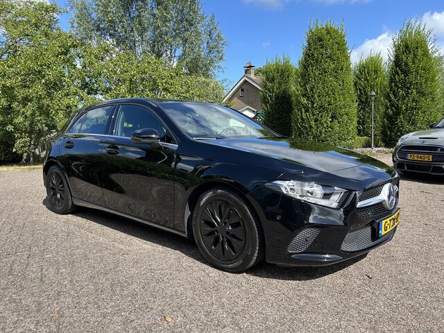 Mercedes-Benz A-KLASSE 180 Business Solution