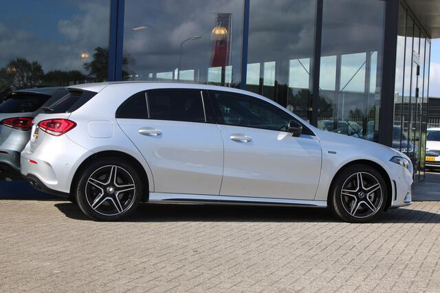 Mercedes-Benz A-KLASSE 250e AUT8 AMG Limited NIGHT SFEER CARPLAY WIDESCREEN