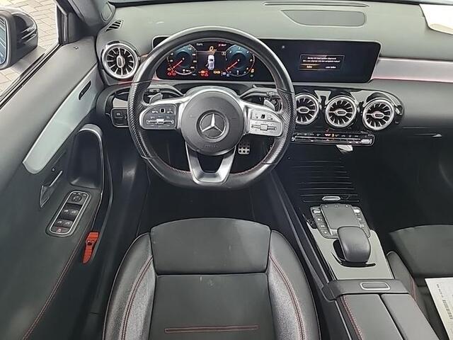 Mercedes-Benz A-KLASSE 180d Aut. Business Sol. AMG | Navi | Camera | Sfeer |