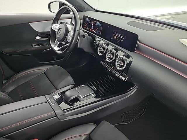 Mercedes-Benz A-KLASSE 180d Aut. Business Sol. AMG | Navi | Camera | Sfeer |