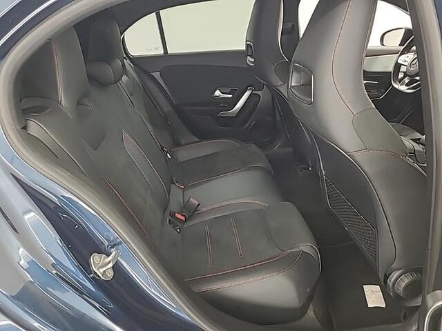 Mercedes-Benz A-KLASSE 180d Aut. Business Sol. AMG | Navi | Camera | Sfeer |