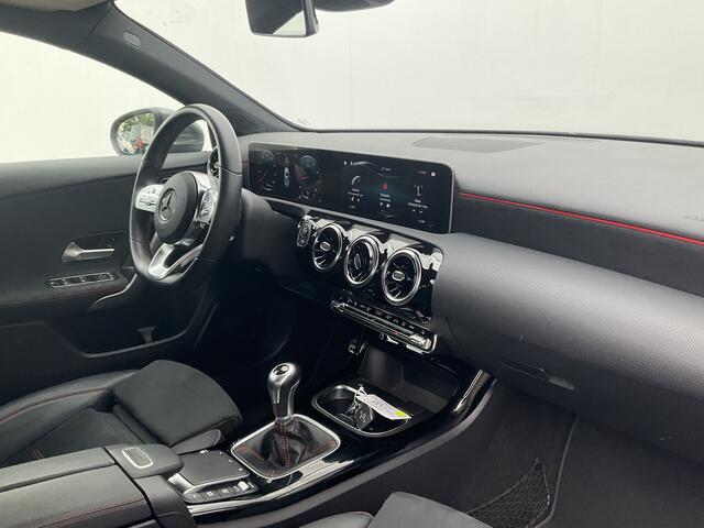 Mercedes-Benz A-KLASSE 160 Business Solution AMG Line Carplay Stoelverw Led NL-Auto 31.841KM!