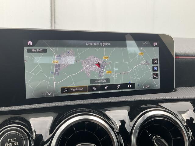 Mercedes-Benz A-KLASSE 160 Business Solution AMG Line Carplay Stoelverw Led NL-Auto 31.841KM!