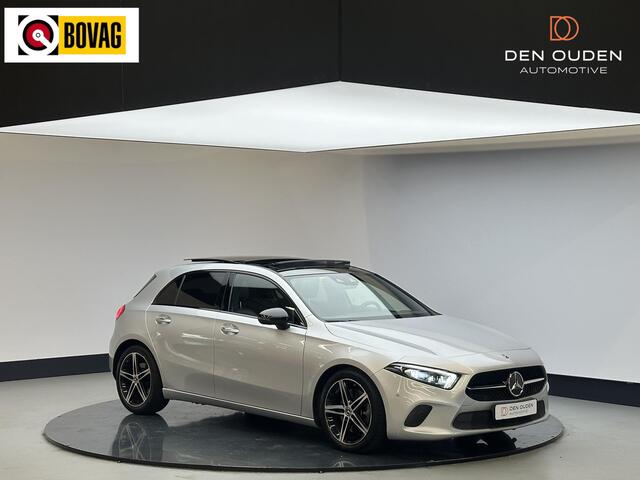 Mercedes-Benz A-KLASSE 250 Premium Plus | Panorama dak | Sfeerverlichting | Camera | Stoelverwarming