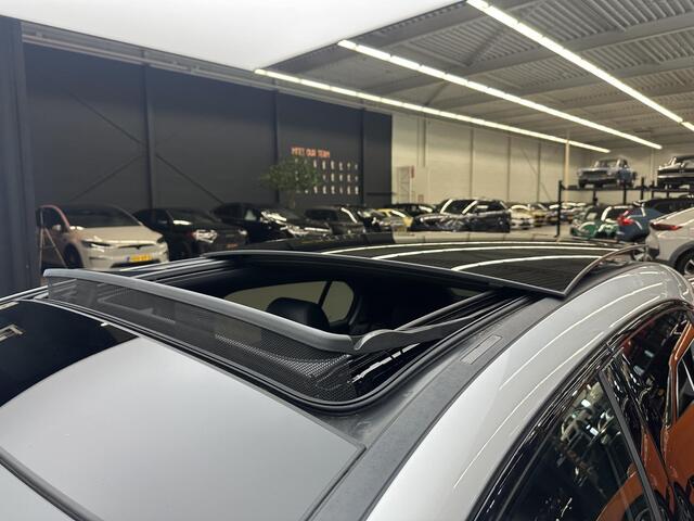 Mercedes-Benz A-KLASSE 250 Premium Plus | Panorama dak | Sfeerverlichting | Camera | Stoelverwarming