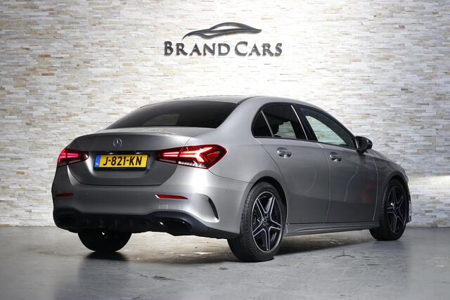 Mercedes-Benz A-KLASSE 200 | AMG | MEMORY | PANO | CAMERA | SFEERVERLICHTING | MULTIBEAM LED |