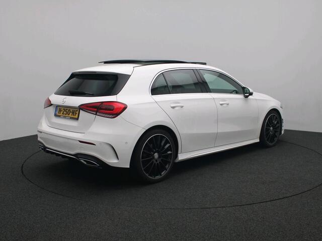 Mercedes-Benz A-KLASSE 180 Business Solution AMG AMG Line | Night Paket | Panorama Schuif-Kanteldak | 19 Inch AMG Velgen. Inclusief 48 maanden MB Certified garantie voor Europa.
