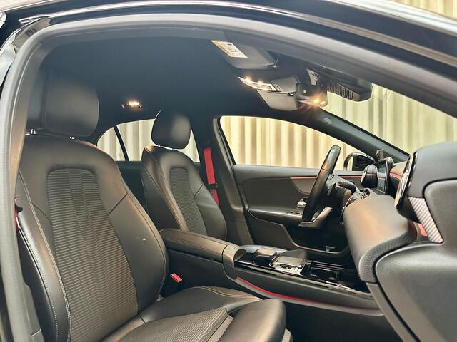 Mercedes-Benz A-KLASSE 200 Business Plus *Camera V+A* Widescreen, Ambient Light, Sportstoel + Stoelverw., Privacy Glass, Panamericana