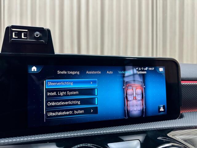 Mercedes-Benz A-KLASSE 200 Business Plus *Camera V+A* Widescreen, Ambient Light, Sportstoel + Stoelverw., Privacy Glass, Panamericana