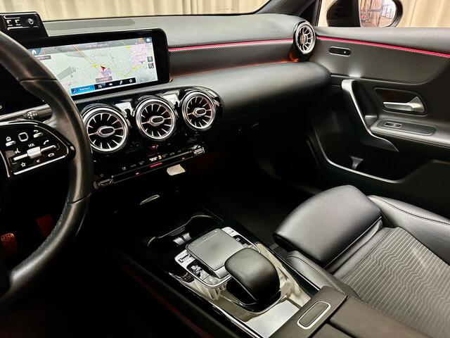 Mercedes-Benz A-KLASSE 200 Business Plus *Camera V+A* Widescreen, Ambient Light, Sportstoel + Stoelverw., Privacy Glass, Panamericana