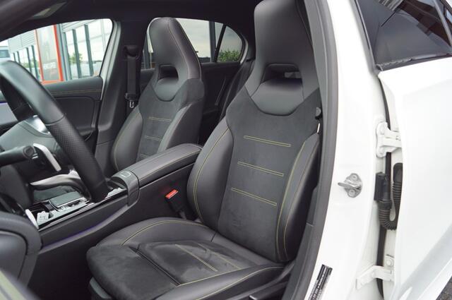 Mercedes-Benz A-KLASSE 250 AMG Edition 224pk/ Panodak/ Navi /360gr Camera / Burmeister/Sfeerverl.