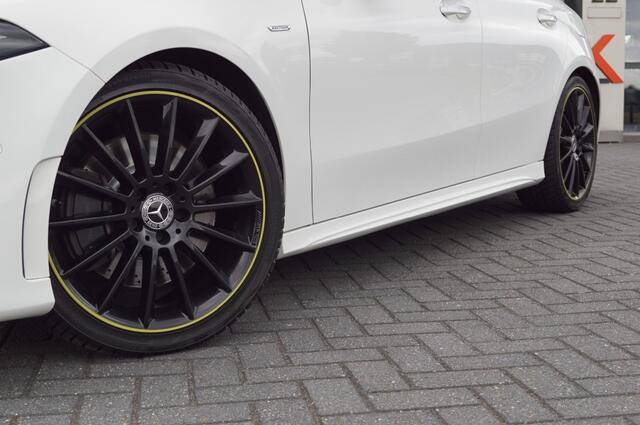 Mercedes-Benz A-KLASSE 250 AMG Edition 224pk/ Panodak/ Navi /360gr Camera / Burmeister/Sfeerverl.