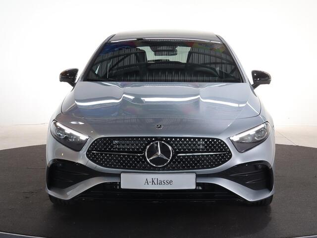 Mercedes-Benz A-KLASSE 180 Business Solution AMG | Panoramaschuifdak | Nightpakket | AMG Line Plus | Head-up display | 360° camera