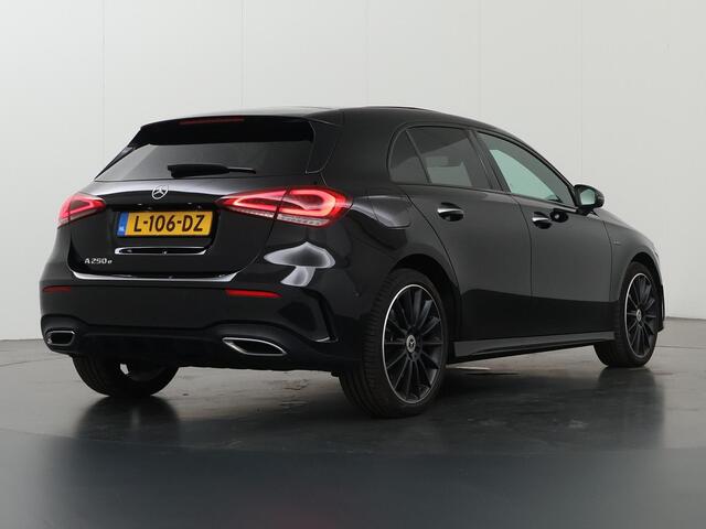 Mercedes-Benz A-KLASSE 250 e Business Solution AMG Limited | Panoramadak | Navigatiesysteem | Parkeercamera | Cruise Control