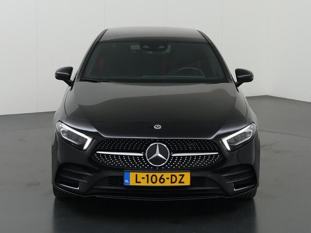 Mercedes-Benz A-KLASSE 250 e Business Solution AMG Limited | Panoramadak | Navigatiesysteem | Parkeercamera | Cruise Control