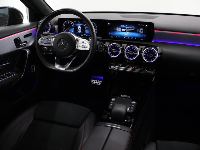Mercedes-Benz A-KLASSE 250 e Business Solution AMG Limited | Panoramadak | Navigatiesysteem | Parkeercamera | Cruise Control