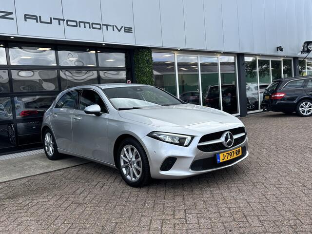 Mercedes-Benz A-KLASSE 200 Launch Edition Premium | Widescreen | PDC | Multibeam LED