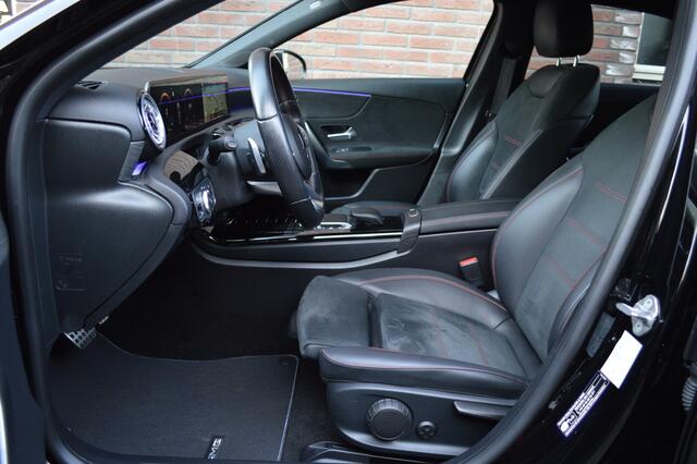 Mercedes-Benz A-KLASSE 200 AMG Led Panorama Widescreen Sfeer Camera 360 Pdc