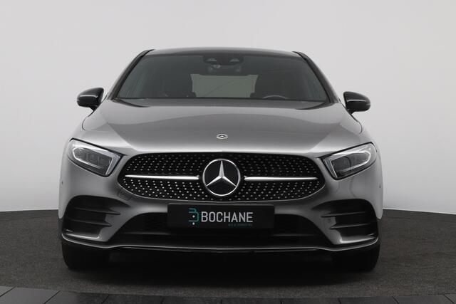 Mercedes-Benz A-KLASSE 250 e AMG Business Limited | Panoramadak | Sfeerverlichting | Memory | Burmester |