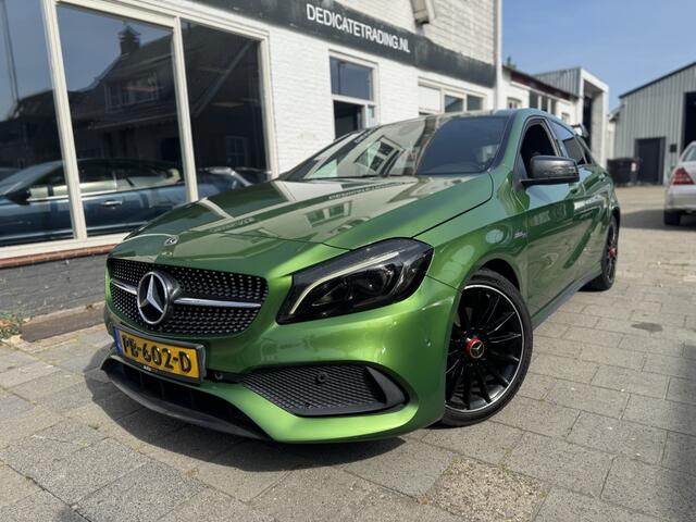 Mercedes-Benz A-KLASSE 180 Bus. Sol. AMG