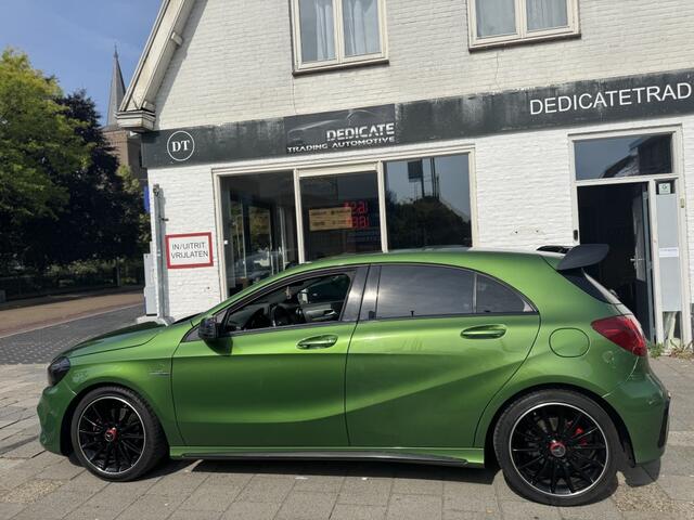 Mercedes-Benz A-KLASSE 180 Bus. Sol. AMG