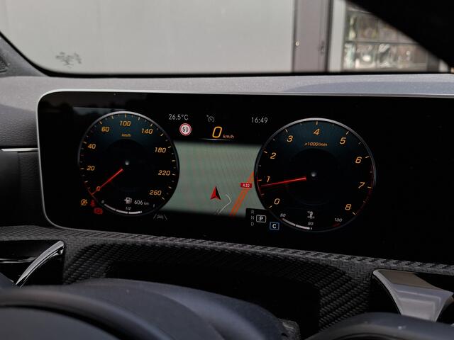 Mercedes-Benz A-KLASSE 180 AUTOMAAT VIRTUAL COCKPIT CAMERA PARK ASSIST HALF LEER LED NAVI CRUISE ECC