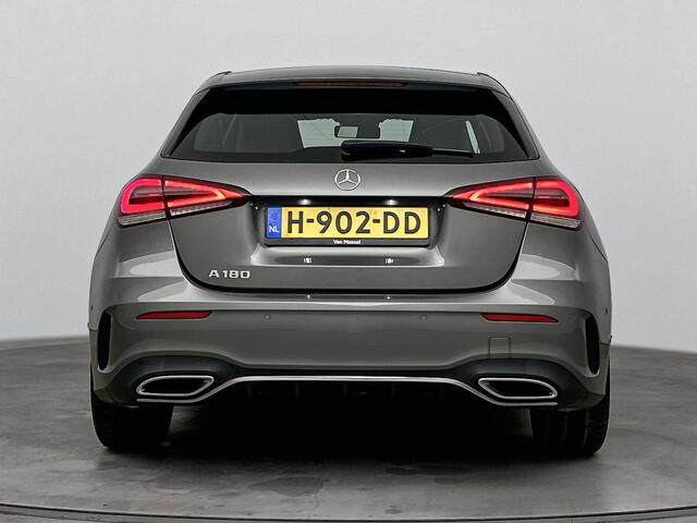 Mercedes-Benz A-KLASSE 180 Business Solution AMG 136PK | Navigatie | Carplay | Achteruitrijcamera | Stoelverwarming | LED Koplampen