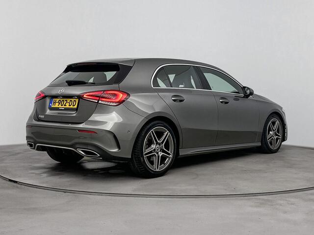 Mercedes-Benz A-KLASSE 180 Business Solution AMG 136PK | Navigatie | Carplay | Achteruitrijcamera | Stoelverwarming | LED Koplampen