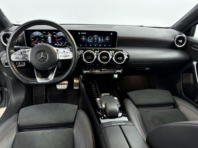 Mercedes-Benz A-KLASSE 180 Business Solution AMG 136PK | Navigatie | Carplay | Achteruitrijcamera | Stoelverwarming | LED Koplampen