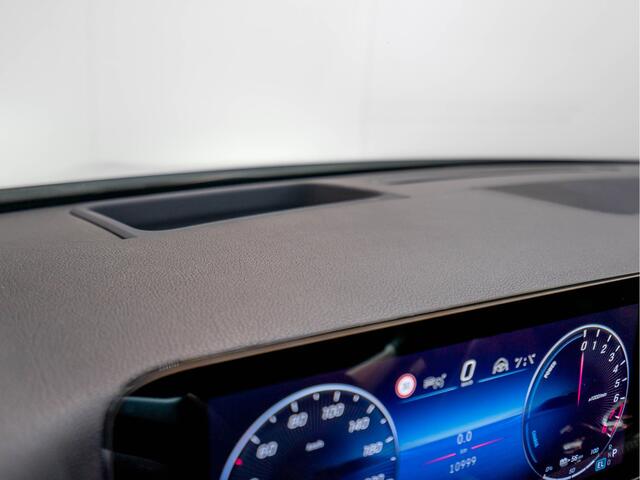 Mercedes-Benz A-KLASSE A 250 e AMG Line | 360 Camera | Panu | HUD | Rij-ass.