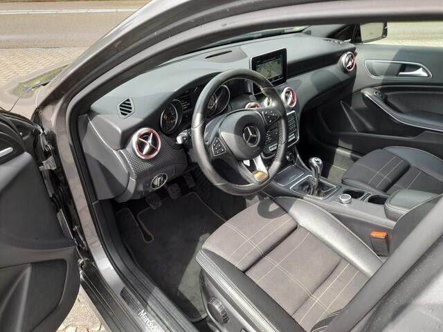 Mercedes-Benz A-KLASSE A180 SPORTSTOELEN HARMON KARDON CAMERA