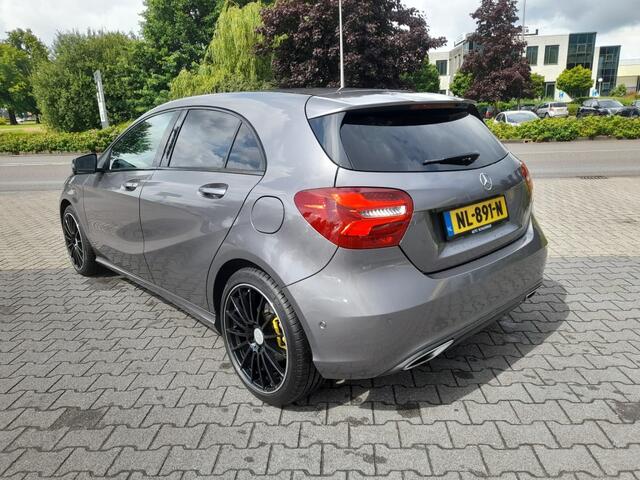 Mercedes-Benz A-KLASSE A180 SPORTSTOELEN HARMON KARDON CAMERA