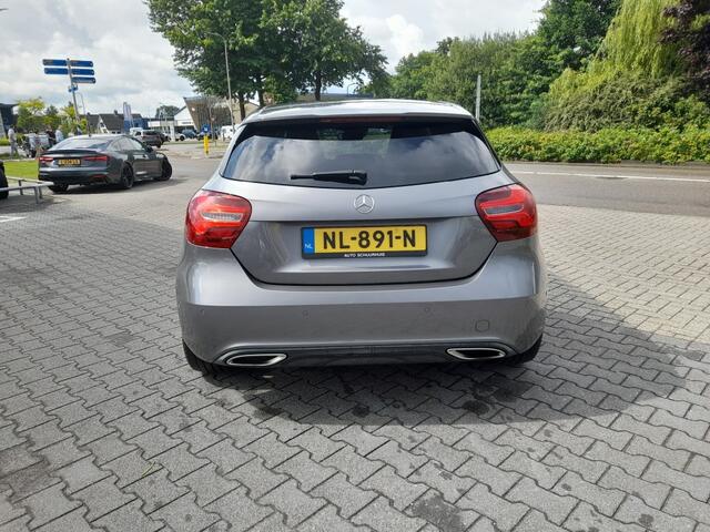 Mercedes-Benz A-KLASSE A180 SPORTSTOELEN HARMON KARDON CAMERA