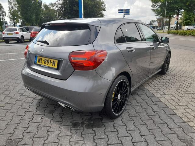 Mercedes-Benz A-KLASSE A180 SPORTSTOELEN HARMON KARDON CAMERA