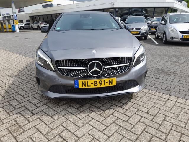 Mercedes-Benz A-KLASSE A180 SPORTSTOELEN HARMON KARDON CAMERA