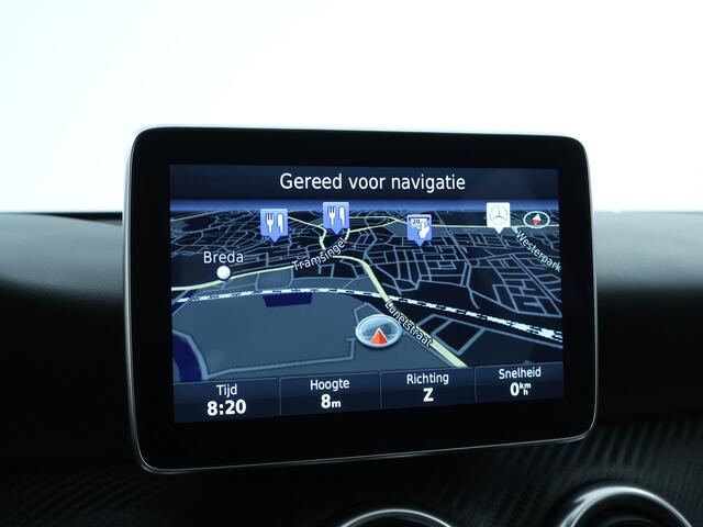 Mercedes-Benz A-KLASSE 180 AMG Sportpakket | Panoramadak | Stoelverwarming | Sfeerverlichting | LED | Navigatie | Parkeersensoren | Inclusief 12 Maanden Garantie