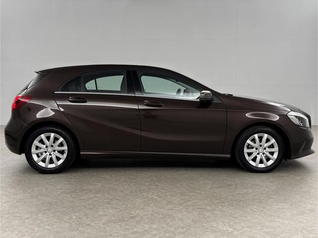 Mercedes-Benz A-KLASSE Ambition Airco Cruise LED Navigatie PDC 16"LMV