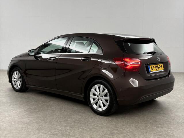 Mercedes-Benz A-KLASSE Ambition Airco Cruise LED Navigatie PDC 16"LMV
