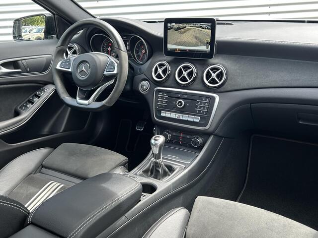 Mercedes-Benz A-KLASSE 180 Sport Edition Amg-line| Schuifdak | Camera | Navi |