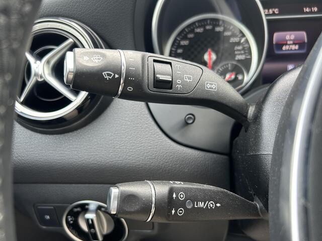 Mercedes-Benz A-KLASSE 180 Sport Edition Amg-line| Schuifdak | Camera | Navi |